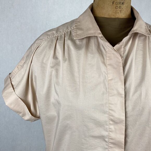 Gap Button Down Shirt Small Short Sleeve Gathered Shoulders Blouse - Picture 2 of 10